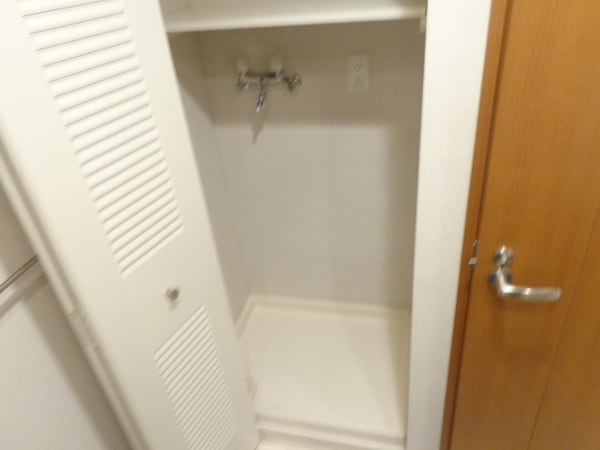 設備(室内洗濯機置場)