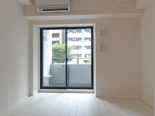 その他室内・内装(開放感あふれる居室)