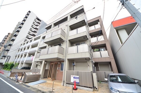 外観(★新宿側にバルコニー向いてます★)