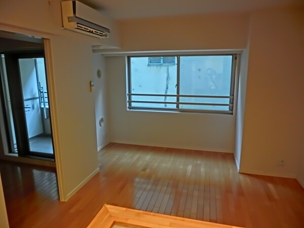 その他室内・内装(おしゃれなフローリング色)