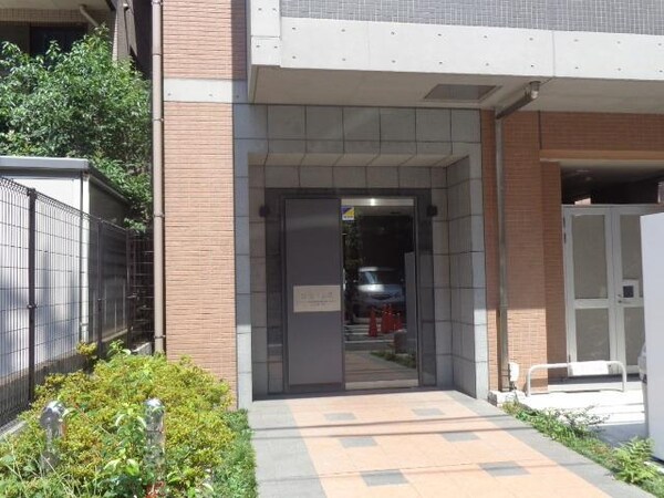 エントランス(エントランス)