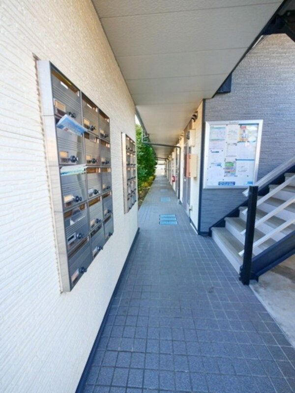 エントランス(★お問い合わせはタウンハウジング新百合ヶ丘店まで★)