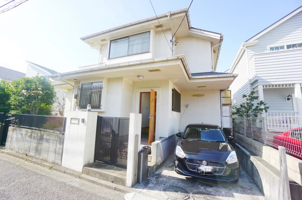 駐車場(★お問い合わせはタウンハウジング新百合ヶ丘店まで★)