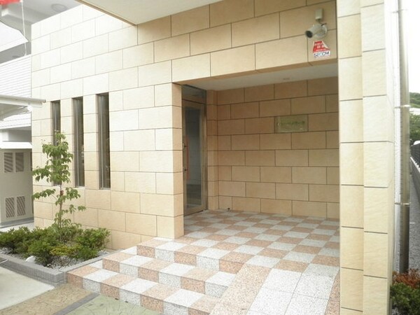 エントランス(★オートロック付きのエントランス★)