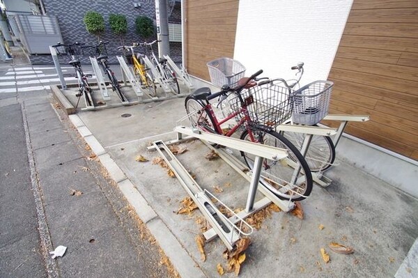 駐車場(★賃貸物件のお問い合わせはタウンハウジング登戸店まで★)