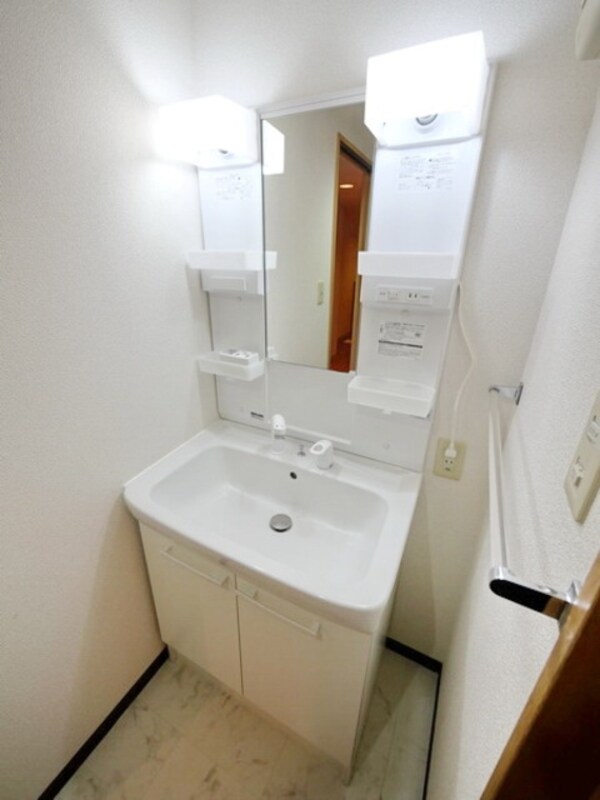 洗面(★お部屋探しはタウンハウジング稲田堤店まで★)