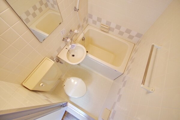 バス／シャワールーム等
