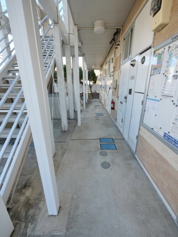 エントランス(★お部屋探しはタウンハウジング稲田堤店まで★)