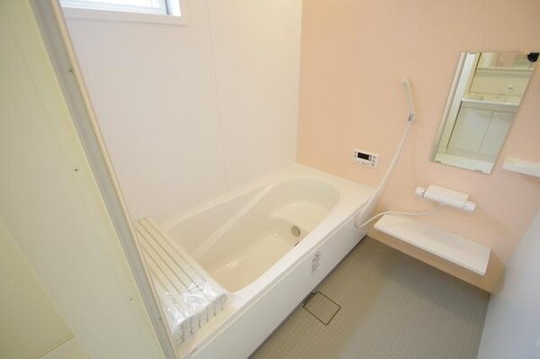 バス／シャワールーム等(☆広めでゆったり☆)