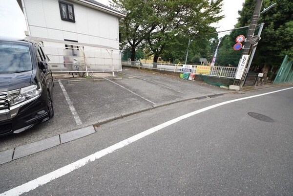 駐車場(☆敷地内に月極駐車場☆)