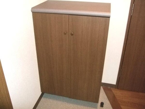 玄関(★下駄箱！！★)