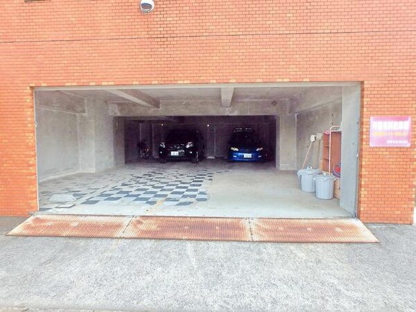 駐車場(★駐車場★)