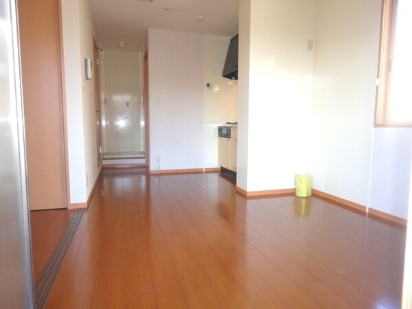 寝室(☆LDK７．５帖☆)