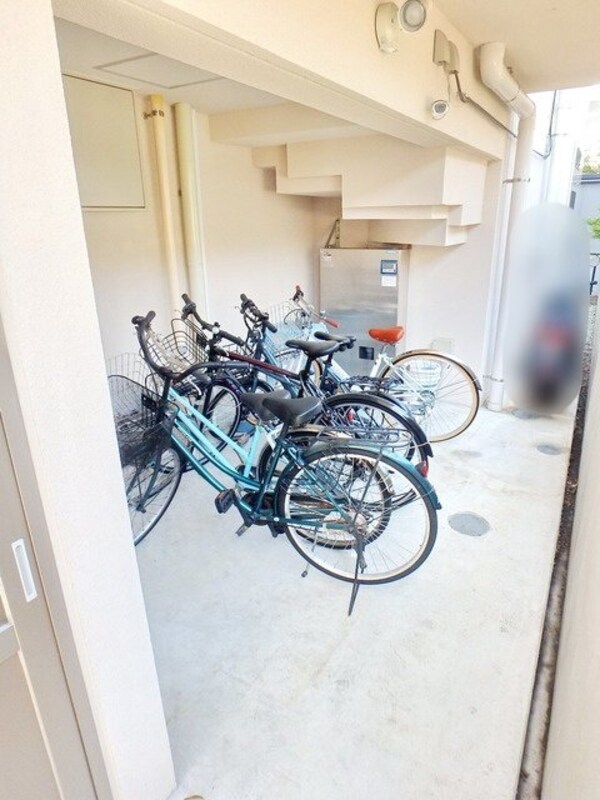 共有部分(★駐輪場（防犯カメラ完備）★)