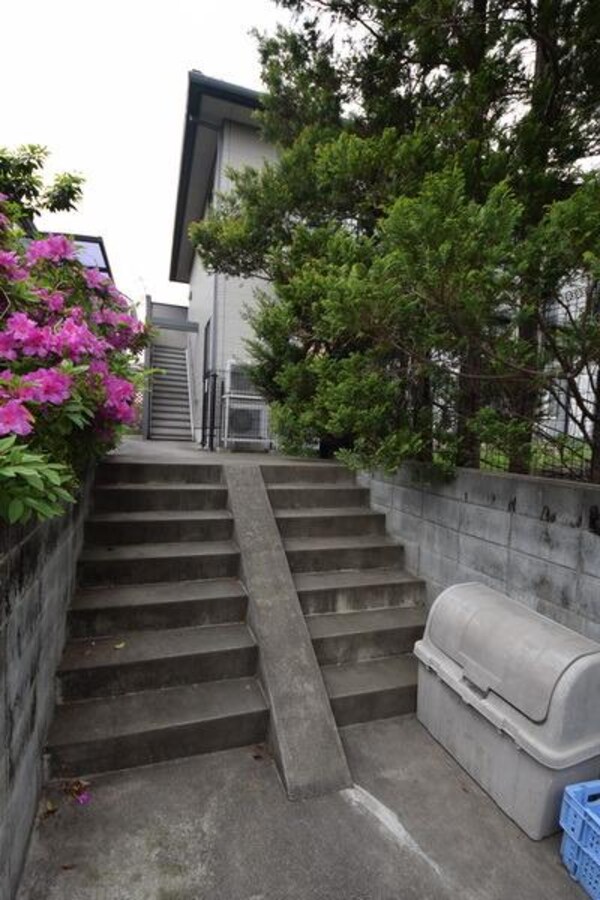 エントランス(★お部屋探しは株式会社タウンハウジング東京まで★)