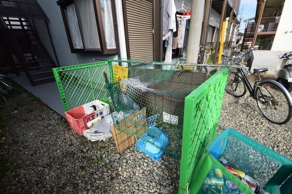 共有部分(★ごみはここへ★)