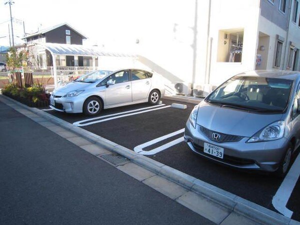 駐車場(★敷地内駐車場★)