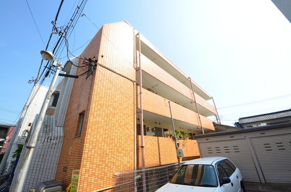 外観(★重厚感ある建物ですね★)