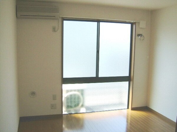 リビング・居室(～明るいお部屋で暮らしていると、毎日が明るくなりますね～)