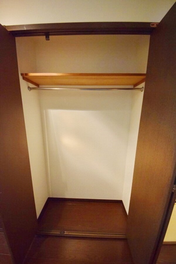 収納(★廊下収納です！奥行きありますので荷物多い方も安心ですね★)