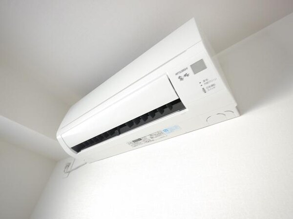 その他室内・内装(★備え付けのエアコンです★)