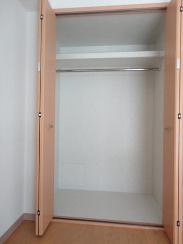 収納(♪たっぷり入るクローゼット♪)
