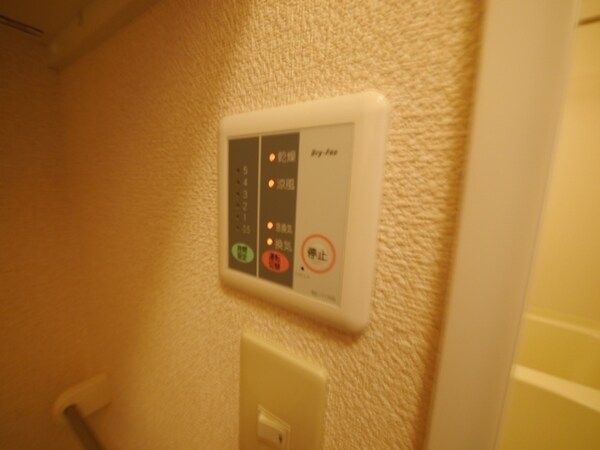設備(★浴室内乾燥機リモコンです★)