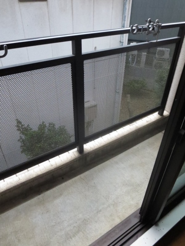 バルコニー(日当たりと視線カットを両立してるなんて凄いです♪)