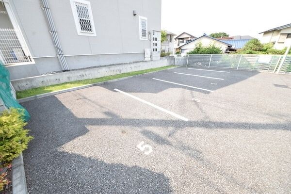 駐車場(敷地内駐車場)