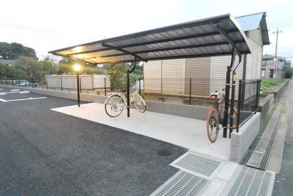 共有部分(★屋根付き駐輪場です★)