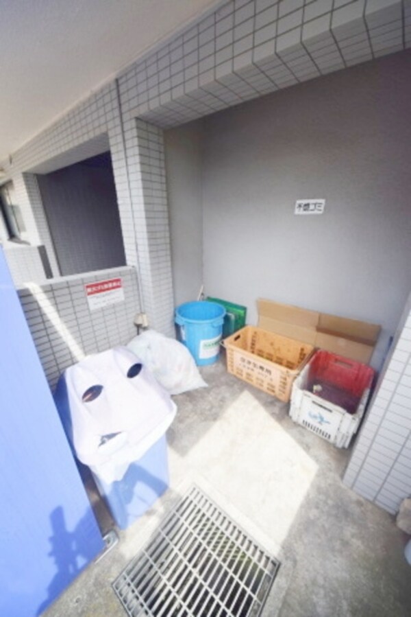 共有部分(★建物内ごみ置き場★)