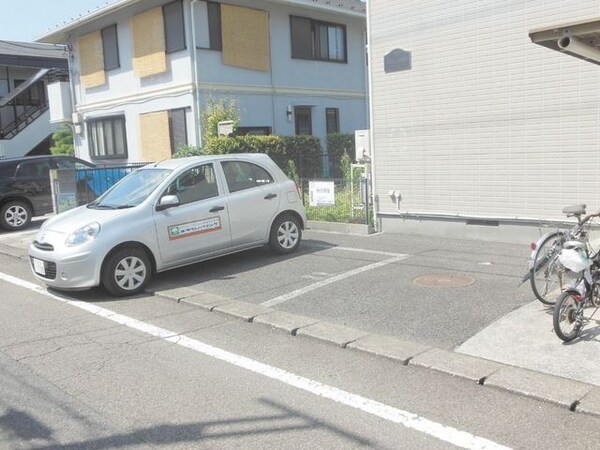 駐車場(～敷地内駐車場～)
