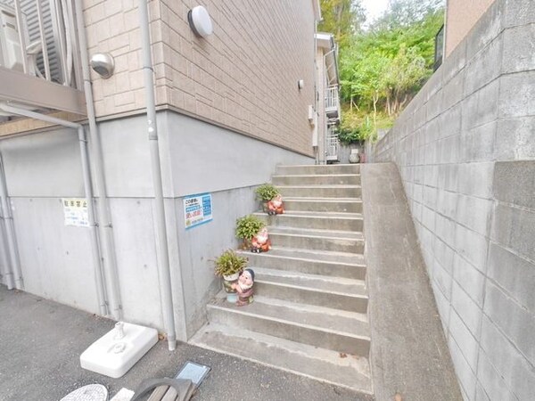 エントランス(★お部屋探しは、タウンハウジング多摩センター店へ★)