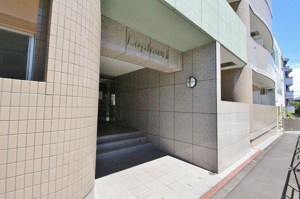エントランス(★お部屋探しは株式会社タウンハウジング東京まで★)