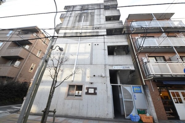 外観(♪重厚感ある建物ですね♪)
