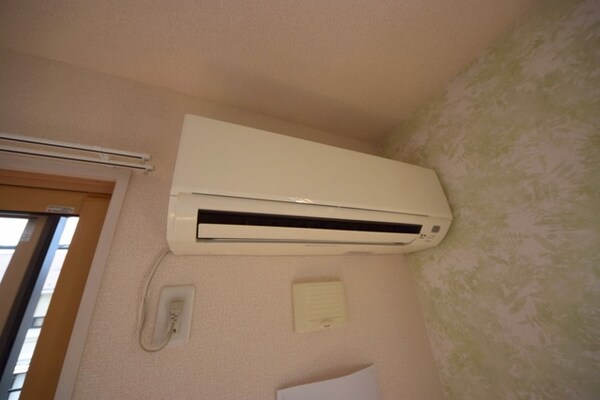 設備(★暑い日も寒い日も大活躍なエアコン★)