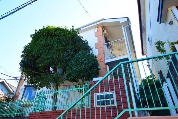 外観(★閑静な住宅街に建つ物件です★)