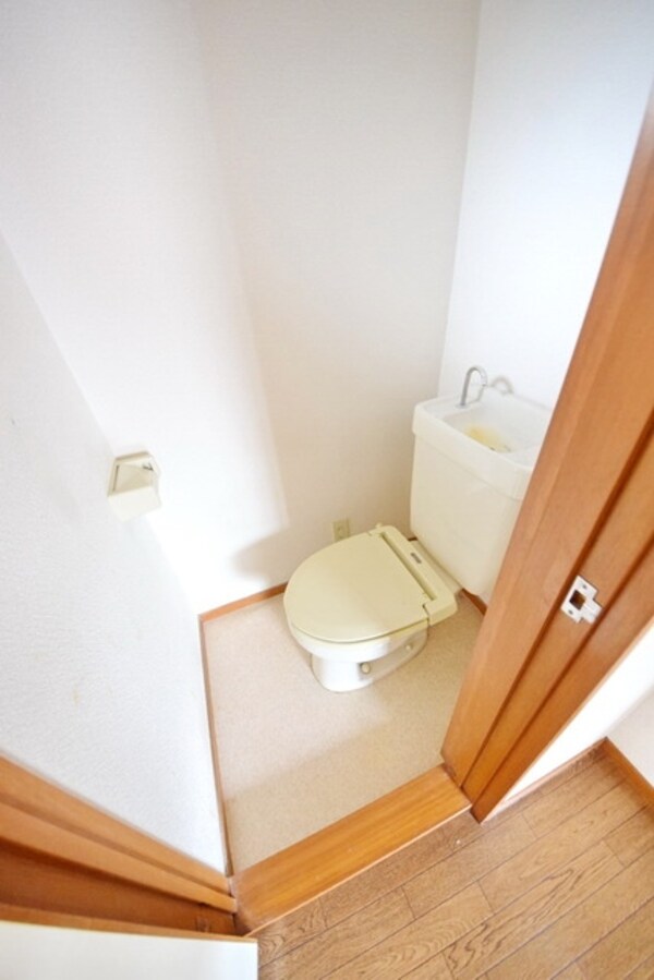 トイレ(♪トイレも大切な空間です♪)