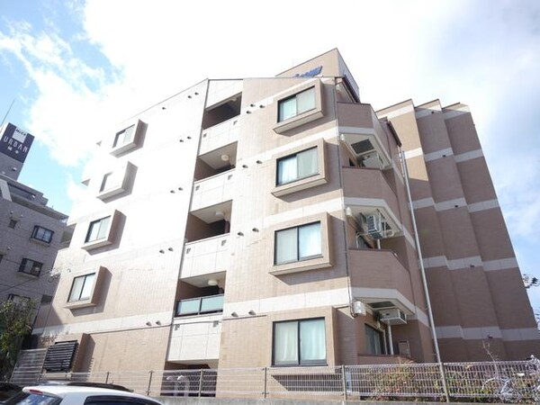 外観(★閑静な住宅街のマンションです★)