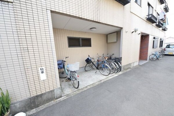 駐車場(駐輪場♪)