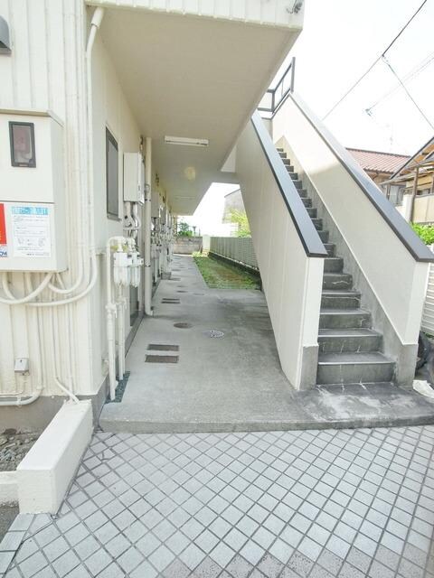 物件内観写真5　(エントランス)