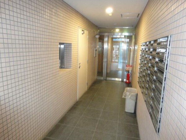 エントランス(★お部屋探しは株式会社タウンハウジング東京まで★)