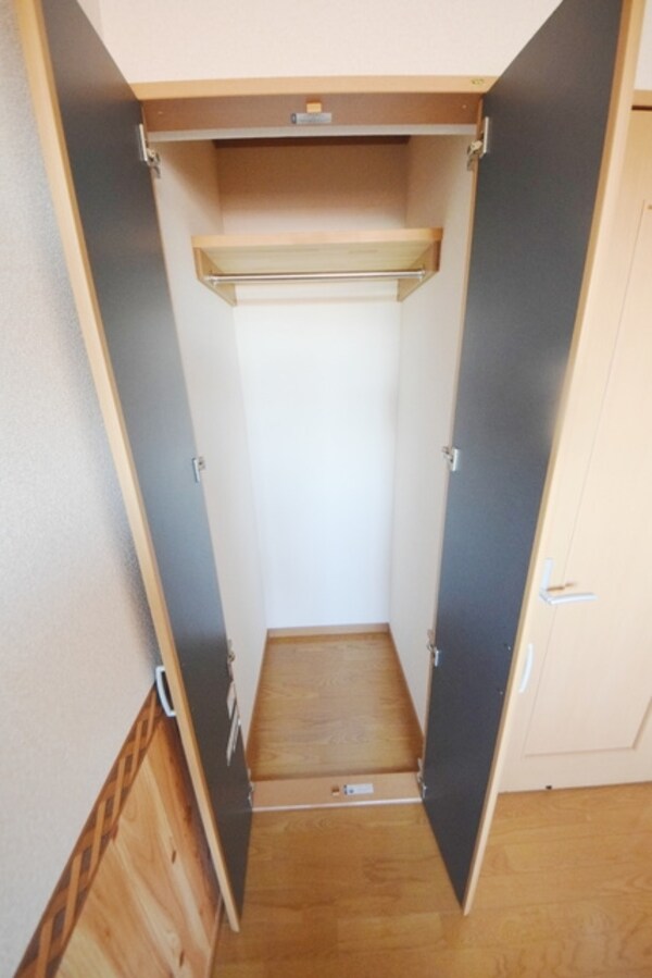 設備(★たっぷり入る収納です★)