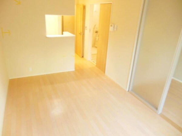 リビング・居室(★お部屋探しは株式会社タウンハウジング東京まで★)