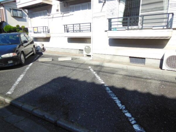 駐車場(★駐車場★)