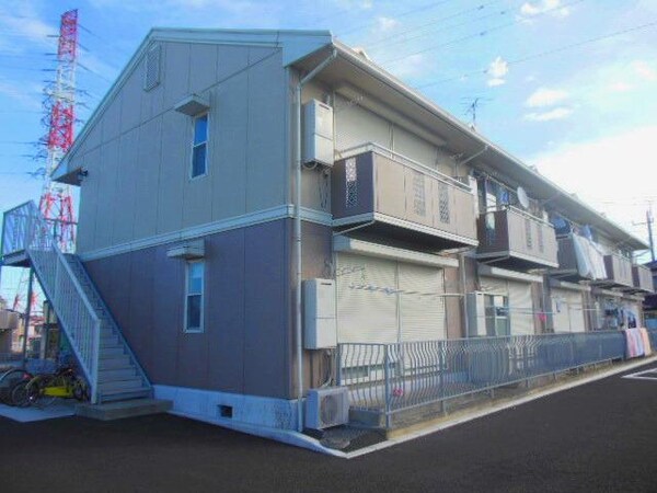 外観(～閑静で車通りも激しくなくて安心です～)