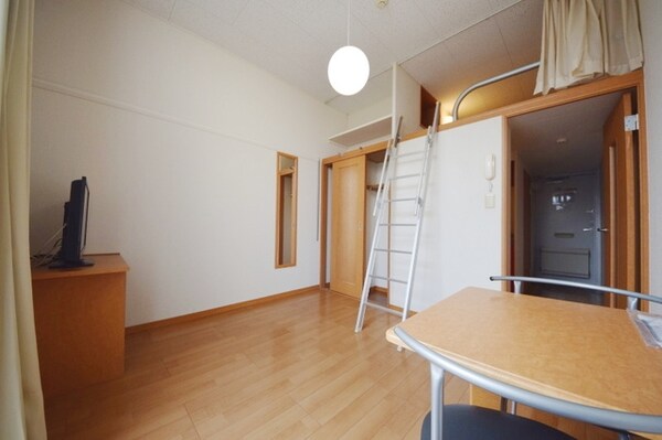 その他室内・内装(★綺麗で明るい洋室です★)