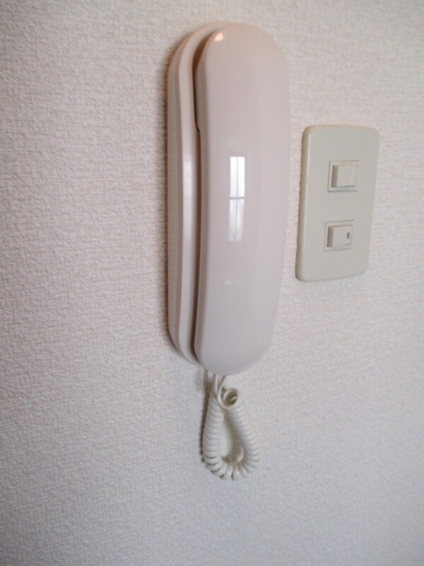 設備(★防犯対策にも安心がもてるインターホン付きです★)