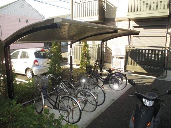 共有部分(★雨の日も心強い屋根付駐輪場★)