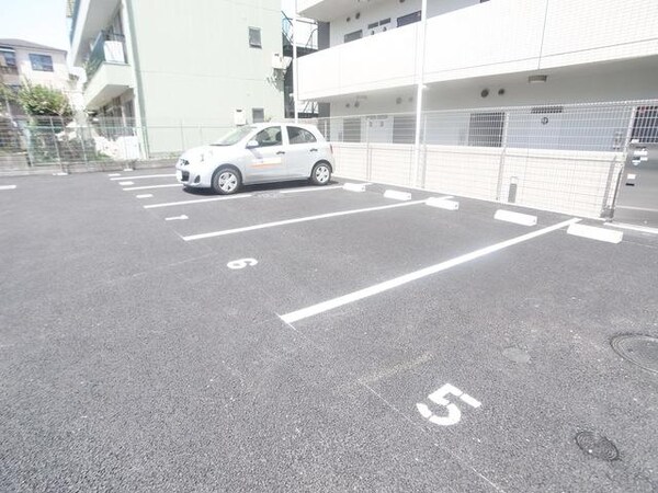 駐車場(☆駐車場☆)